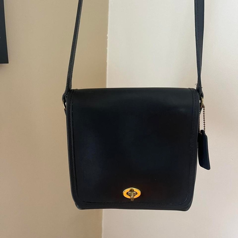 1990s Coach Champion Flap Shoulder bag / CrossBody bag